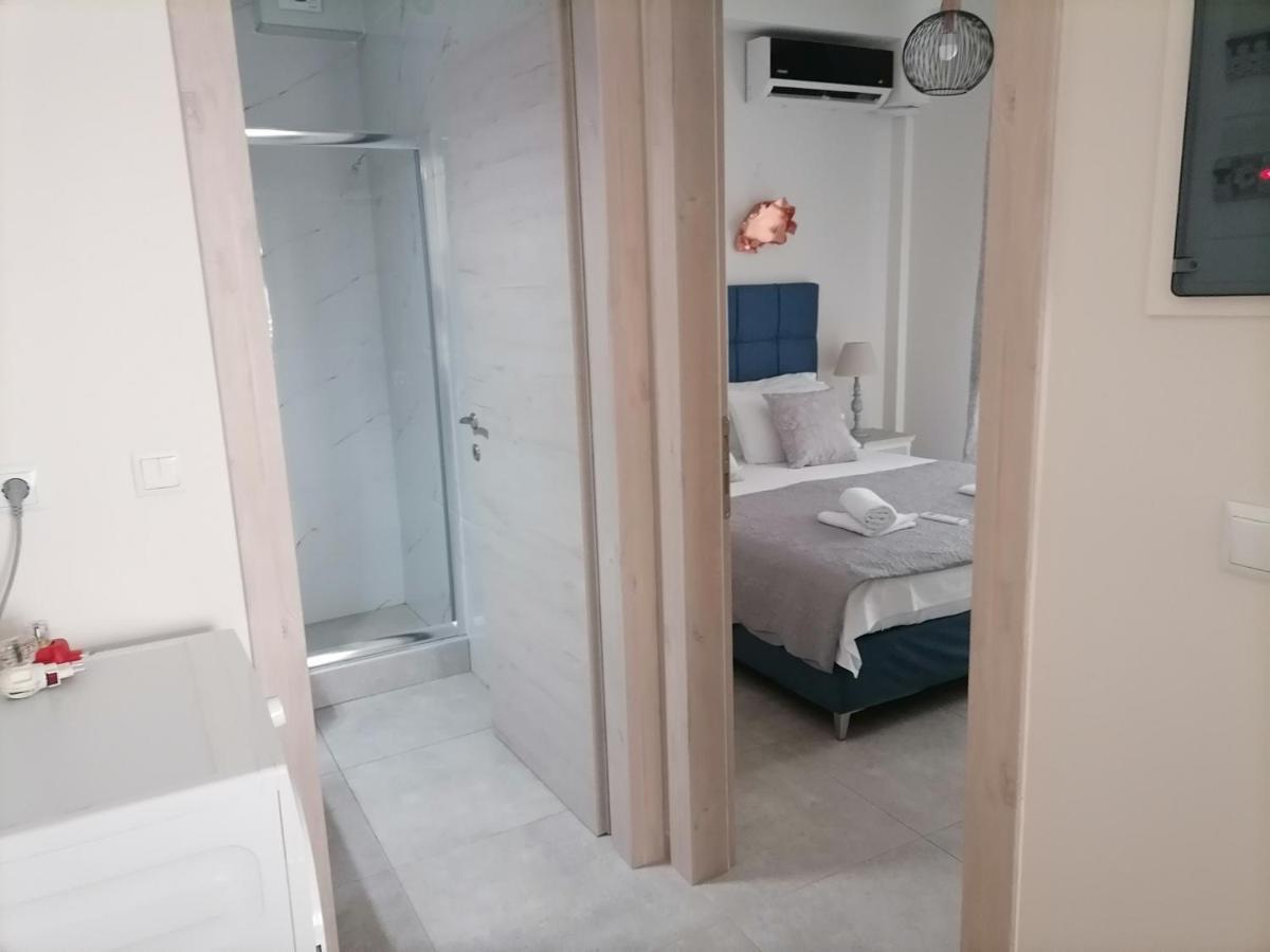 Petrani Suite 1 Nea Peramos  Ngoại thất bức ảnh