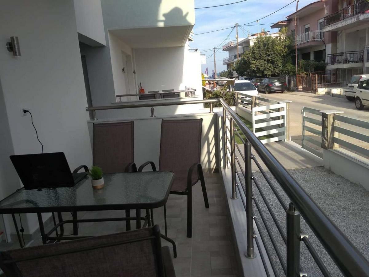 Petrani Suite 1 Nea Peramos  Ngoại thất bức ảnh
